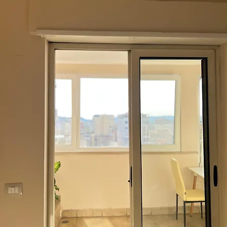 Above The 01 * 地拉那