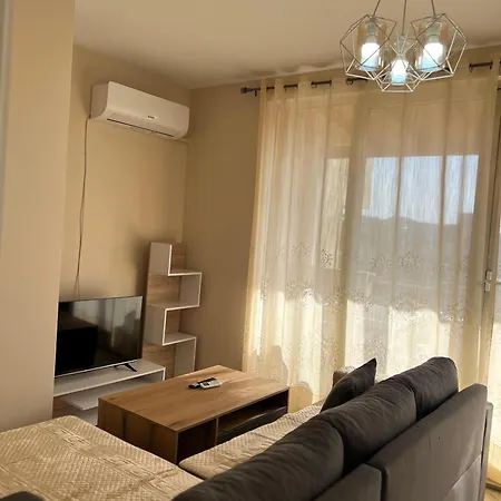 Above The 01 Apartman