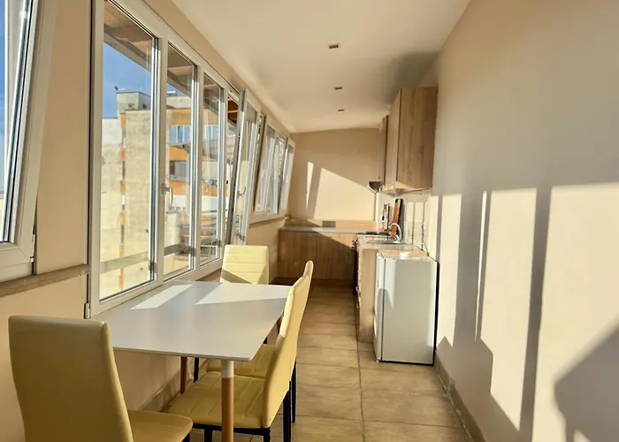 Above The 01 公寓 地拉那